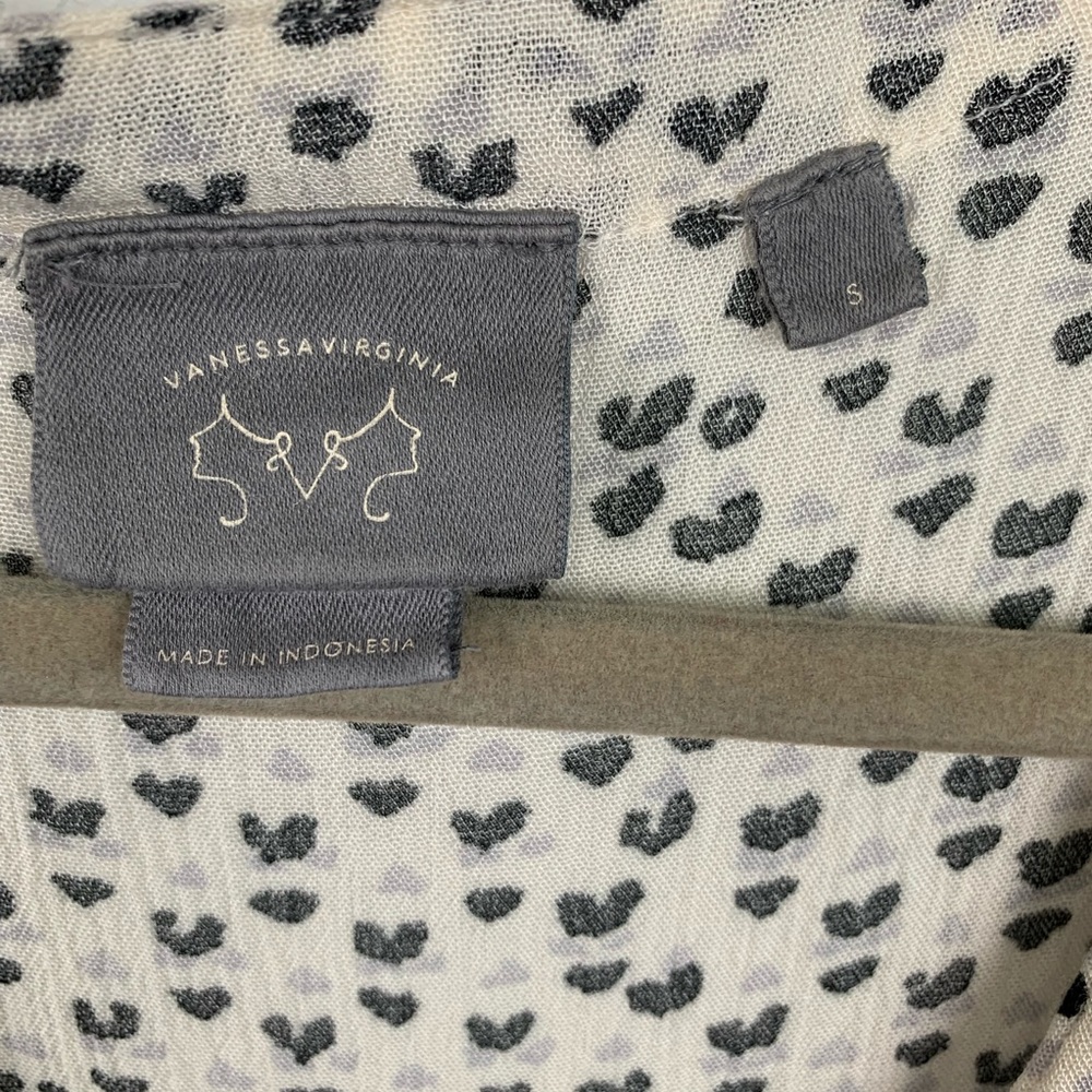 Vanessa Virginia short sleeve size small top - Picture 4 of 8
